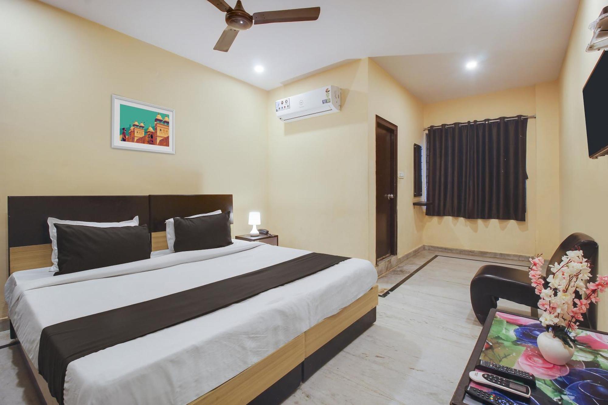 O Anuguna Tulasi Grand Near Jntu
