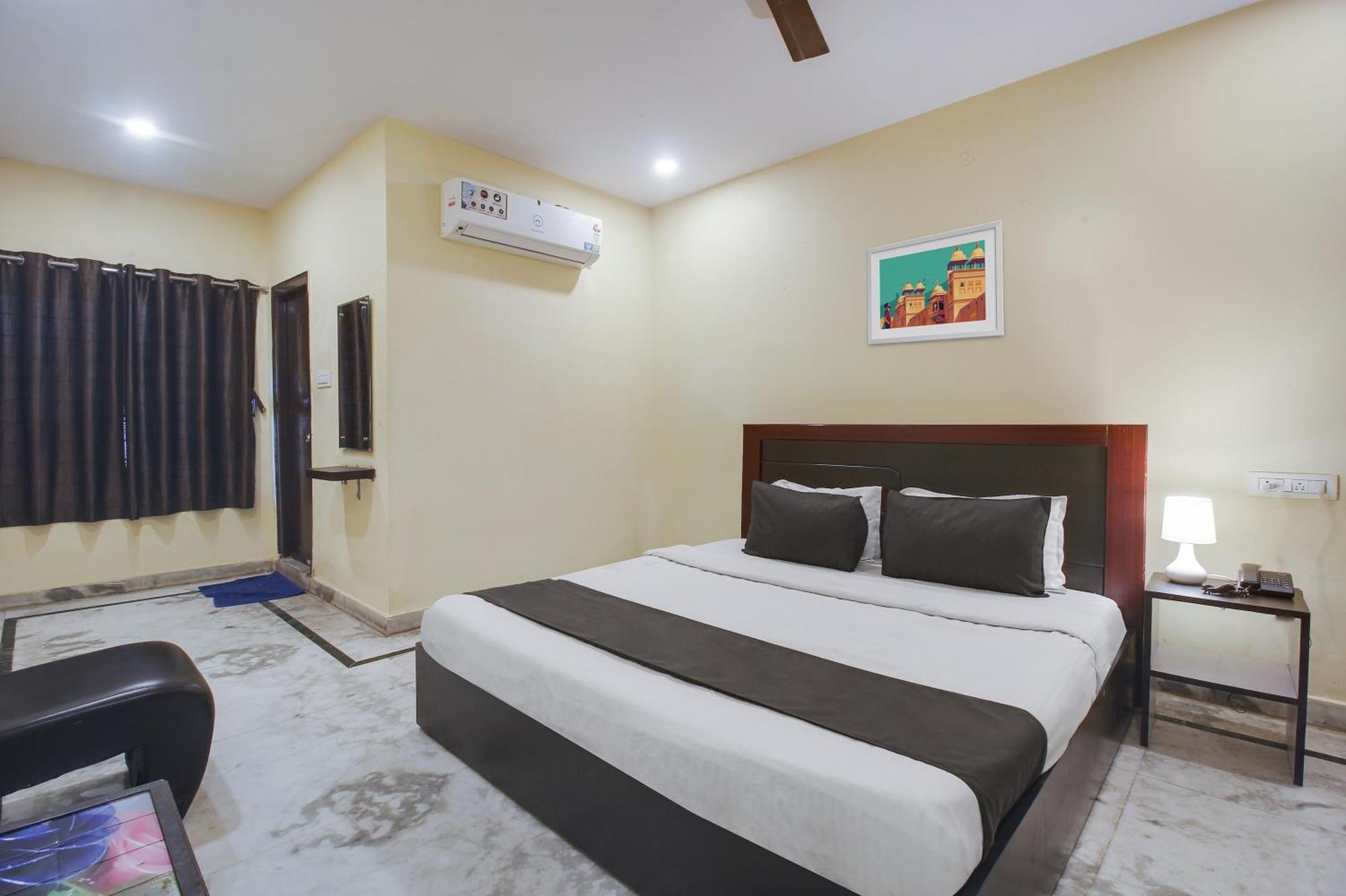 Hotel O Anuguna Tulasi Grand Near Jntu Hyderabad